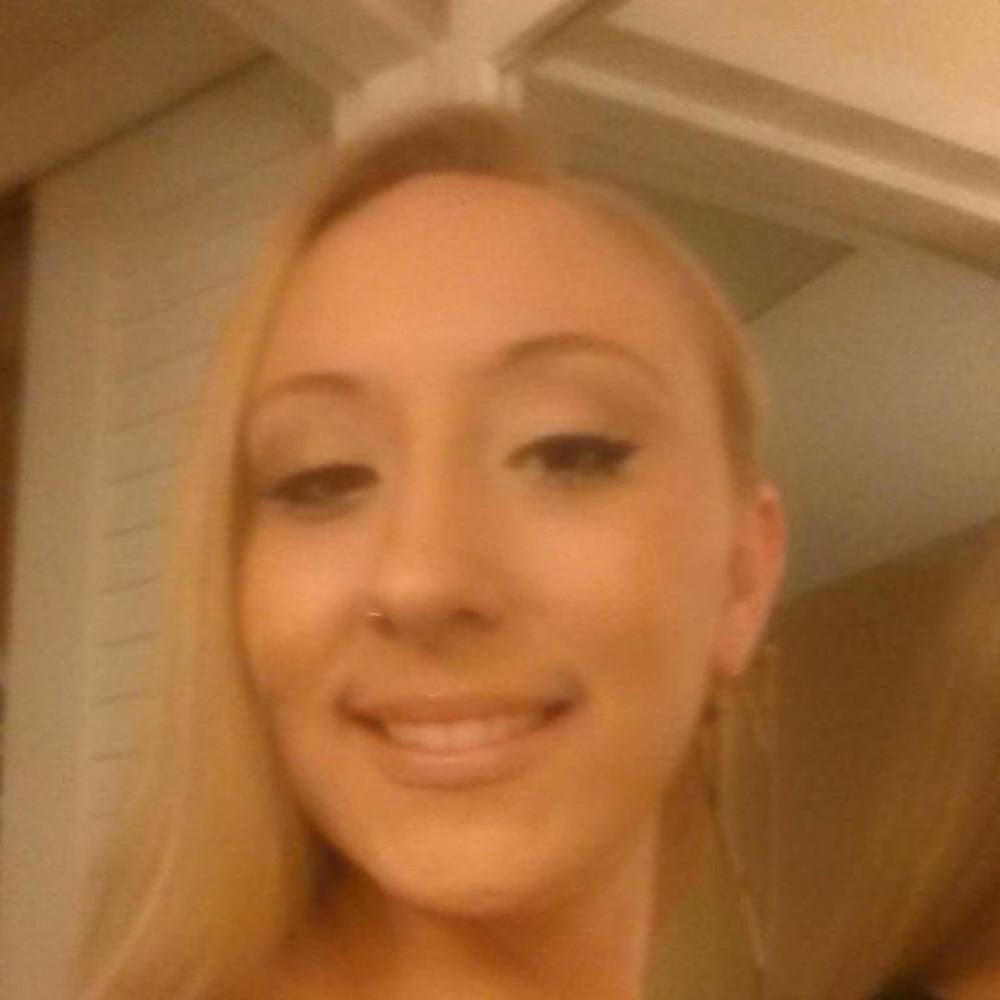 Meet your Posher, Candice